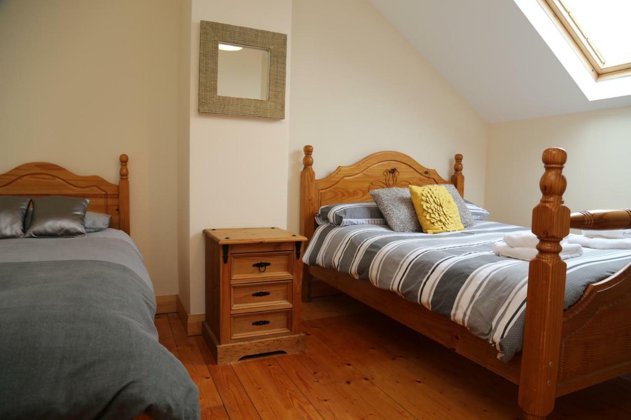 Villa Sunny Seaside Getaway à Portstewart Extérieur photo